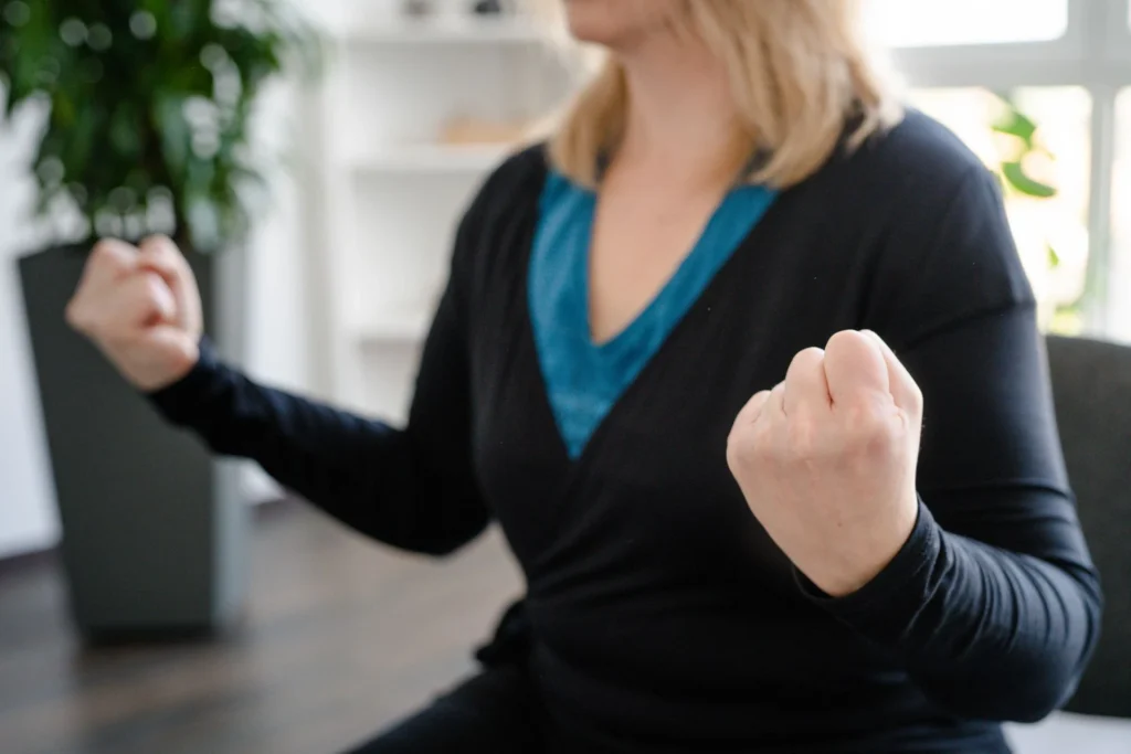 Progressive Muskelrelaxation (PMR) zur Entspannung im Therapiezentrum